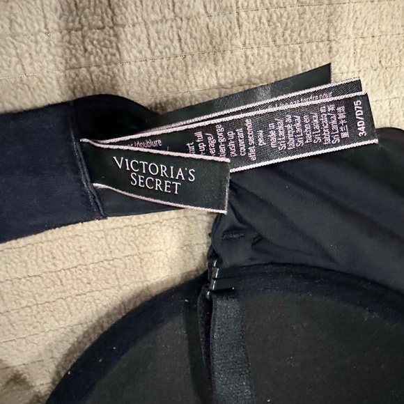 VICTORIA'S SECRET LOT OF 3 THE T-SHIRT PUSH UP BRAS 34D - Picture 10 of 16